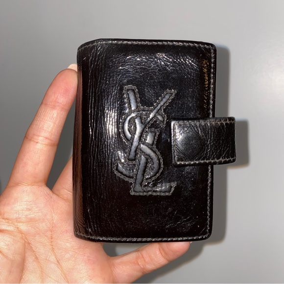 YSL authentic cardholder - Picture 8 of 8